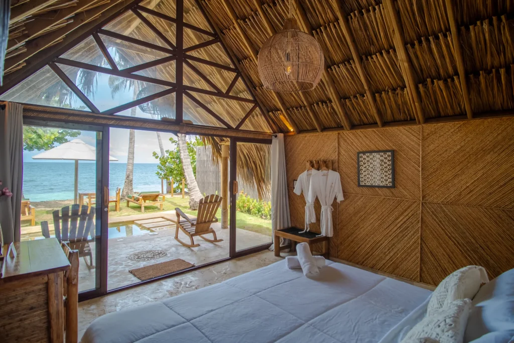 Bungalow Deluxe Pool frente al mar