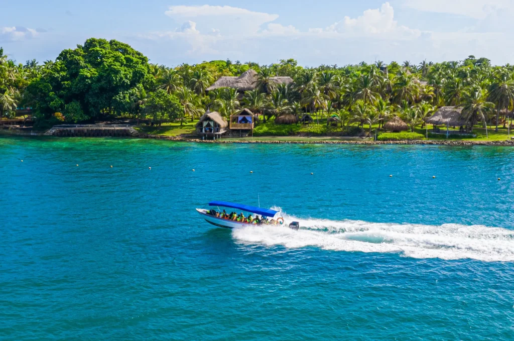 SANTA CRUZ DEL ISLOTE: CÓMO VISITARLO DESDE ISLA MÚCURA